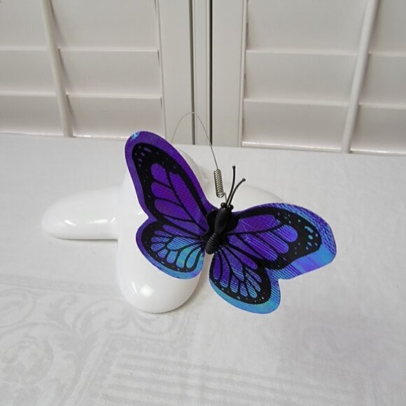 Interactive Butterfly Cat or Puppy Toy - Picture 3 of 8